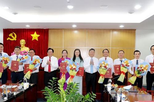 Bình Dương trao các quyết định bổ nhiệm nhân sự chủ chốt