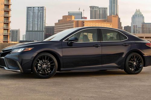 Những chiếc sedan tầm trung tốt nhất 2021