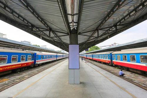 Nhu cầu đi lại tăng, ngành đường sắt khôi phục một số chuyến tàu