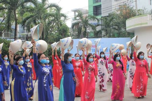 Đà Nẵng: Tưng bừng lễ phát động 'Tuần lễ Áo dài' năm 2021