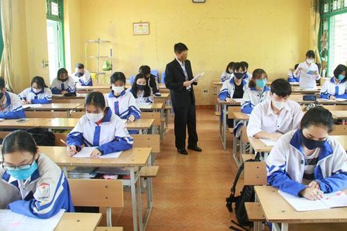 Phân luồng, phân loại để học sinh lớp 12 vừa học, vừa ôn thi