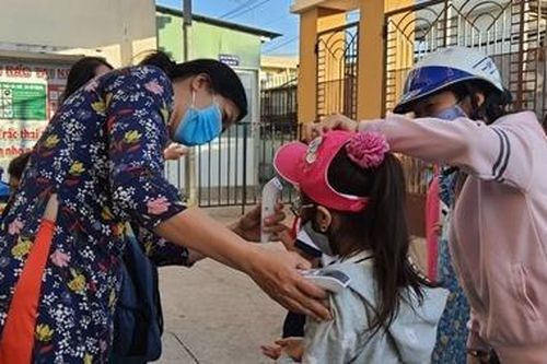 1,7 triệu học sinh TP Hồ Chí Minh quay trở lại trường học