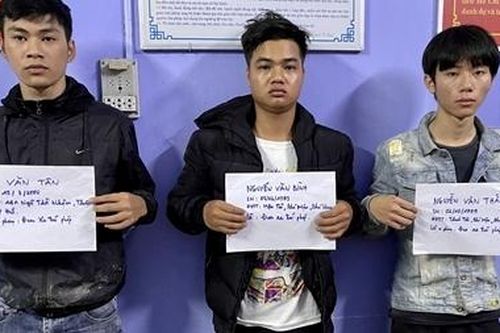 Nhóm đua xe hẹn nhau qua facebook