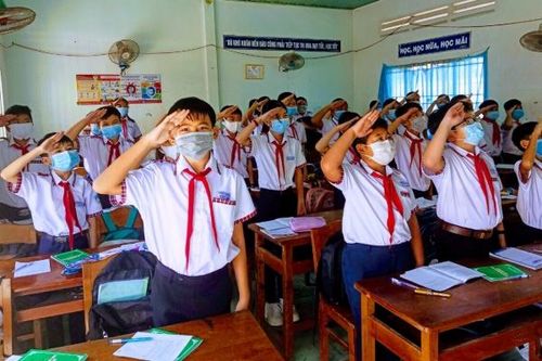 Mở cửa trường học, chủ động ứng phó với dịch COVID-19
