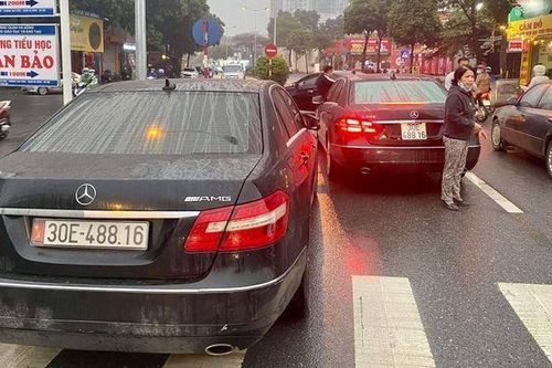 Từ việc 2 xe Mercedes cùng biển số 'chạm mặt': Xe dùng biển giả bị xử lý ra sao?
