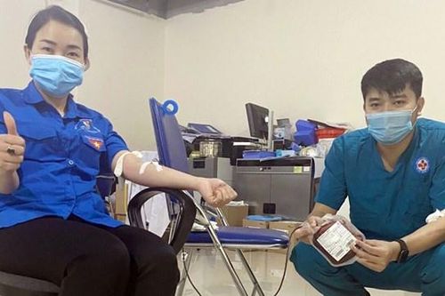 Quảng Ninh: 2 Đoàn viên thanh niên hiến máu cứu sản phụ qua cơn nguy kịch