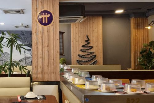 Quán lẩu ở TP.HCM khuyến mãi cho khách cài Pi Network là sai luật
