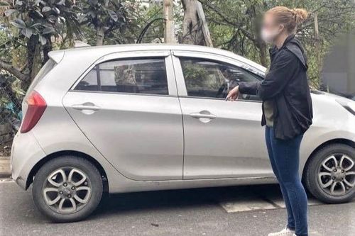4 người nước ngoài tố bị sàm sỡ ở hồ Tây