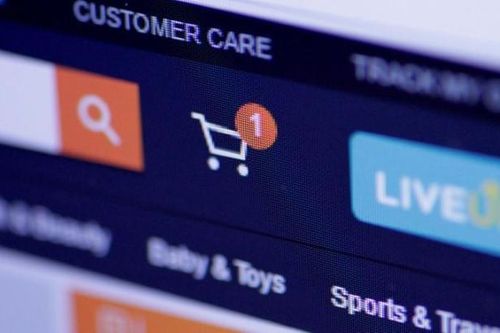 Công ty mẹ của Shopee tìm cách thoát lỗ