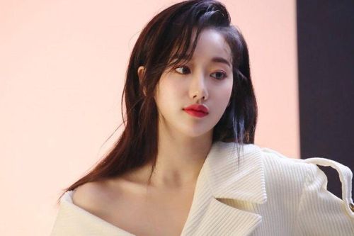 Mỹ nhân Hàn bị tẩy chay vì bắt nạt bạn và bình luận thô tục