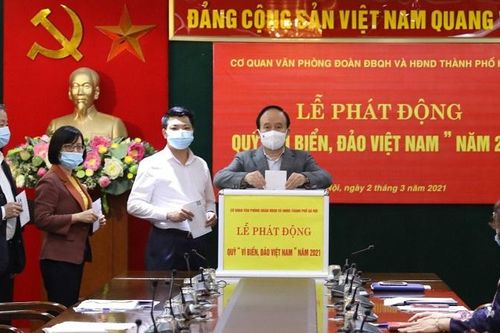Cơ quan Văn phòng Đoàn đại biểu Quốc hội và HĐND TP ủng hộ Quỹ 'Vì biển, đảo Việt Nam' năm 2021