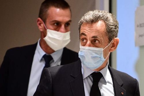 Cựu Tổng thống Pháp Sarkozy bị kết án 3 năm tù vì tội tham nhũng