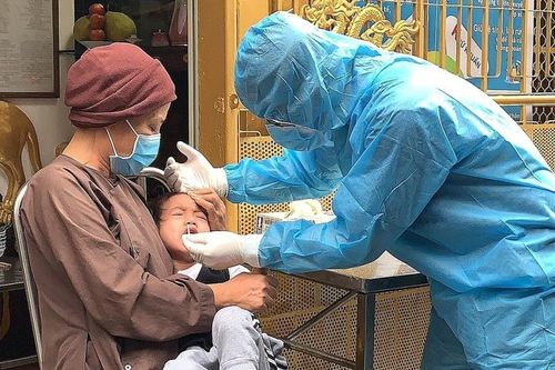 TP. HCM: Tiến hành lấy hàng trăm mẫu xét nghiệm Covid-19 ở các cơ sở tôn giáo