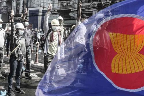 Các Bộ trưởng ASEAN kêu gọi Myanmar tìm giải pháp trong nước cho cuộc khủng hoảng