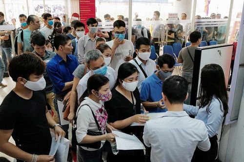 Số lao động xin trợ cấp thất nghiệp đã giảm: Nhiều người vẫn khốn khó