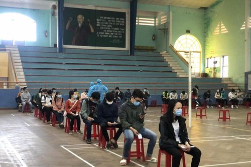 Xét nghiệm PCR 4.000 sinh viên Đại học Huế khi trở lại trường