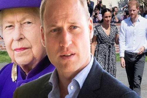 Hoàng tử William sốc và buồn lòng vì Harry cả gan xúc phạm Nữ hoàng