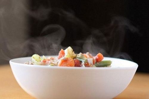 Chuyên gia cảnh báo 5 chất gây ung thư người Việt vẫn ăn mỗi ngày
