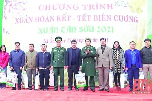 Điểm tựa lòng dân trên biên giới