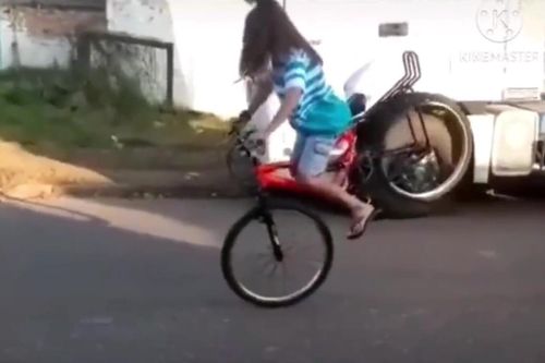 Mải 'đu trend', cô gái gặp hạn