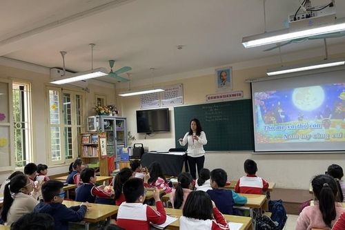 Hà Nội: Khi nào những học sinh hết cách ly trở lại trường?