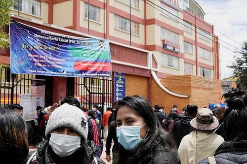 7 sinh viên thiệt mạng do gãy lan can trường học