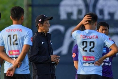 HLV Akira Nishino trở lại, Thái Lan tạo mối đe dọa với tuyển Việt Nam
