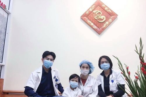 Bệnh nhân ghép tim nhỏ tuổi nhất Việt Nam đã được ra viện