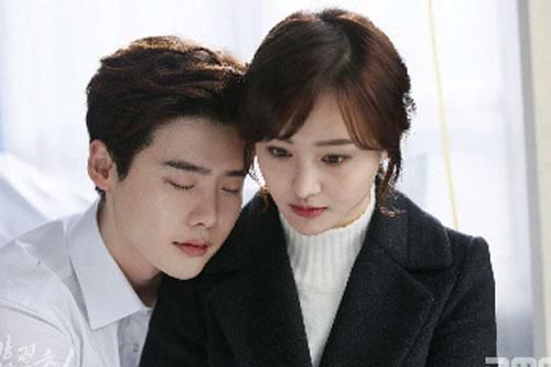 Lệnh 'phong sát' chưa đủ mạnh, Trịnh Sảng lên kế hoạch trở lại showbiz thông qua Lee Jong Suk?
