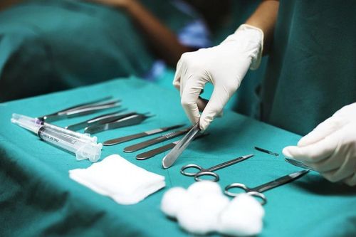 Bỏ quên dụng cụ y tế trong cơ thể bệnh nhân nguy hiểm như thế nào?