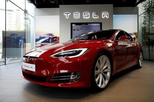 Ấn Độ mời Tesla đầu tư sản xuất xe điện với cam kết chi phí sản xuất rẻ hơn Trung Quốc