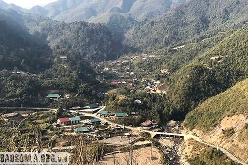 Bước chuyển ở xã vùng cao Hang Chú