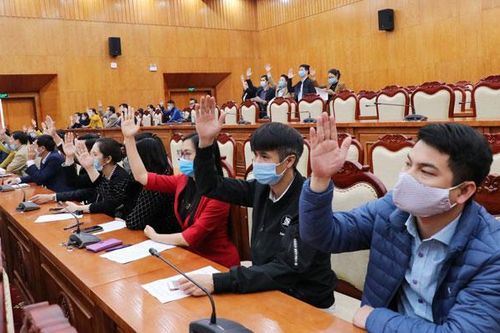 UBND tỉnh giới thiệu người ứng cử đại biểu HĐND tỉnh khóa XIV