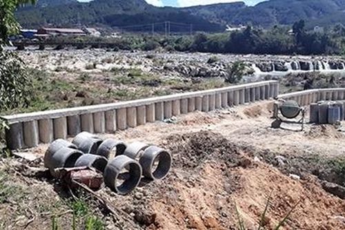 Xử lý hành vi lấn sông Đa Nhim để chiếm đất