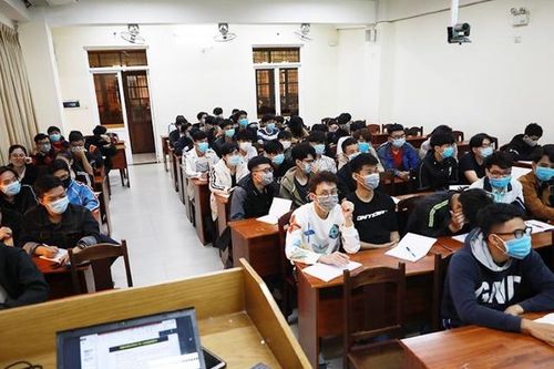 Dạy học mùa dịch: Chủ động, không chủ quan