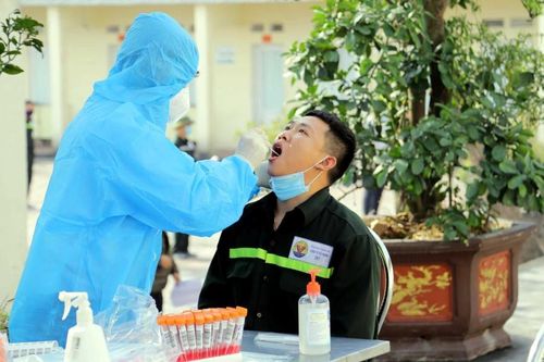 Hưng Yên: Quán cà phê hoạt động trở lại, nhiều chốt kiểm soát được gỡ bỏ