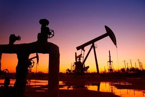 Giá xăng dầu hôm nay 4/3: OPEC+ có thể giảm sản lượng, giá dầu bật tăng