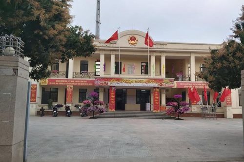 Gia Lâm (Hà Nội): Vượt quyền Chủ tịch, Phó Chủ tịch xã ký hồ sơ đất đai không đúng quy định!