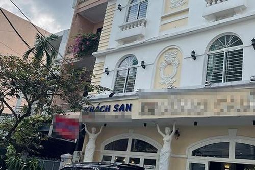 2 người đàn ông tử vong trong khách sạn