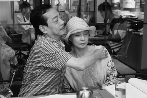 NSND Lê Khanh kể những ngày buồn cuối đời của NSND Hoàng Dũng