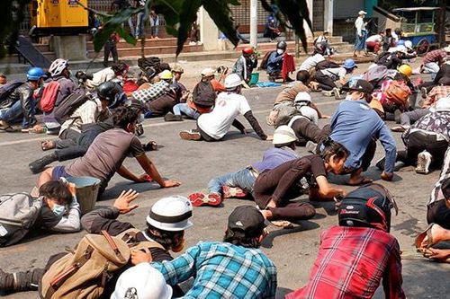 Myanmar trải qua ngày 'đẫm máu', quân đội sẵn sàng đón lệnh trừng phạt