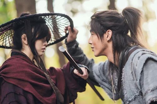 Ji Soo sẽ rời khỏi drama 'Sông Đón Trăng Lên', đoàn làm phim đang tìm kiếm diễn viên thay thế