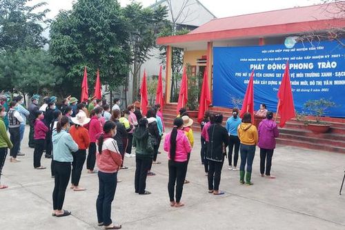 Phụ nữ Văn Yên phát động bảo vệ môi trường, chào mừng Đại hội đại biểu phụ nữ các cấp nhiệm kỳ 2021 - 2026