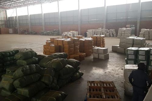 Trung Quốc và Nam Phi thu giữ hơn 5.000 liều vaccine giả, Interpol báo động