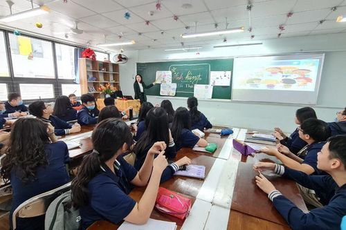 Câu chuyện anh Nguyễn Ngọc Mạnh cứu bé gái được đưa vào tiết học kỹ năng sống