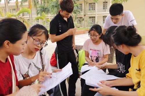 Thí điểm dạy tiếng Hàn, tiếng Đức từ lớp 3 đến lớp 12: Bộ GD&ĐT thông tin thêm