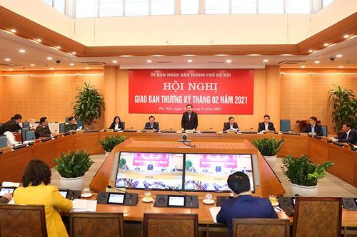 Chủ tịch UBND TP Hà Nội yêu cầu xử lý nghiêm vụ người nước ngoài bị quấy rối