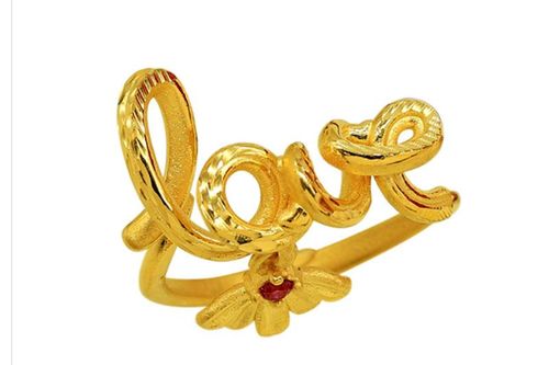 Nhiều mẫu trang sức hấp dẫn giảm giá sâu 'hút khách' dịp 8/3