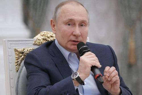 Tổng thống Nga Putin nói về thời điểm Internet hủy hoại xã hội