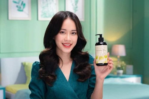 Dầu gội Thái Dương 7 plus giữ màu tóc nhuộm hiệu quả